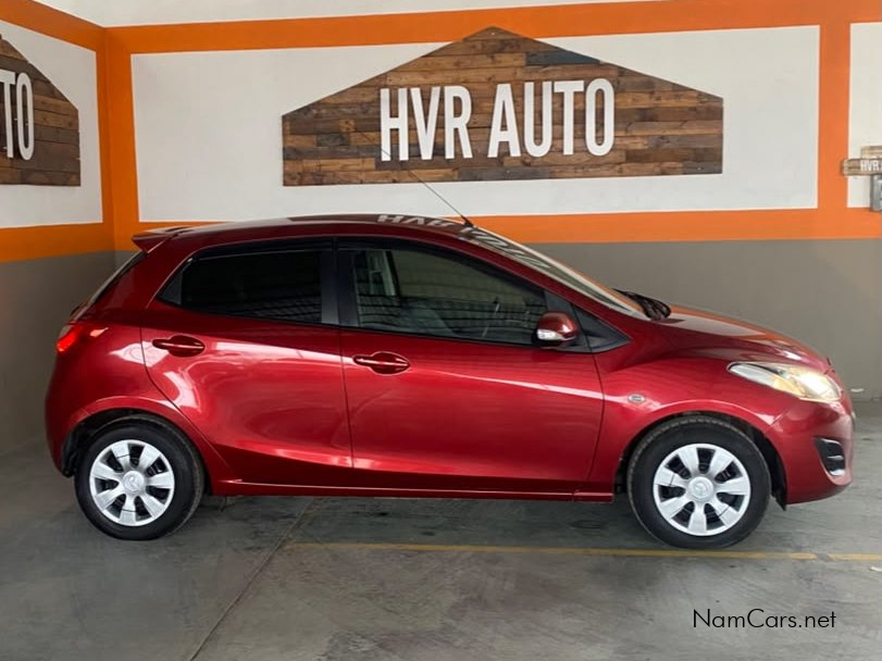 2014 Mazda Demio photo 3