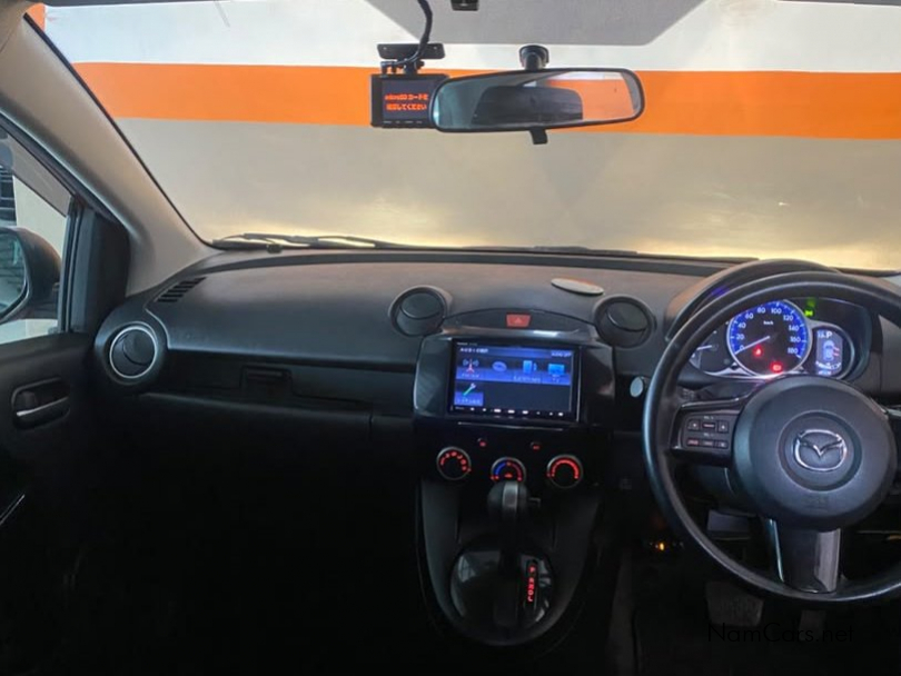 2014 Mazda Demio photo 7
