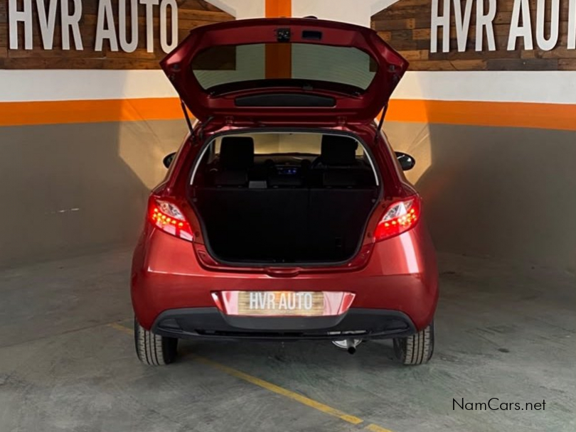 2014 Mazda Demio photo 8