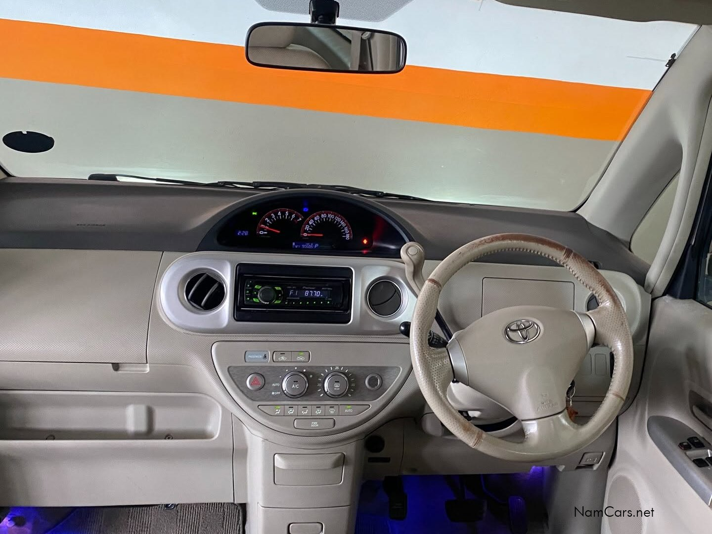 2010 Toyota Porte photo 5
