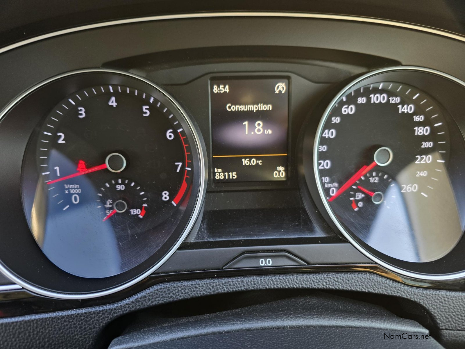 2016 Volkswagen Passat photo 8