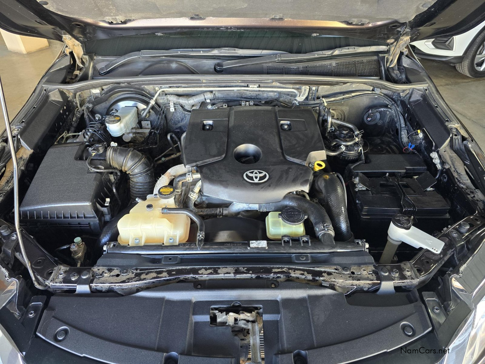 2016 Toyota Fortuner photo 9