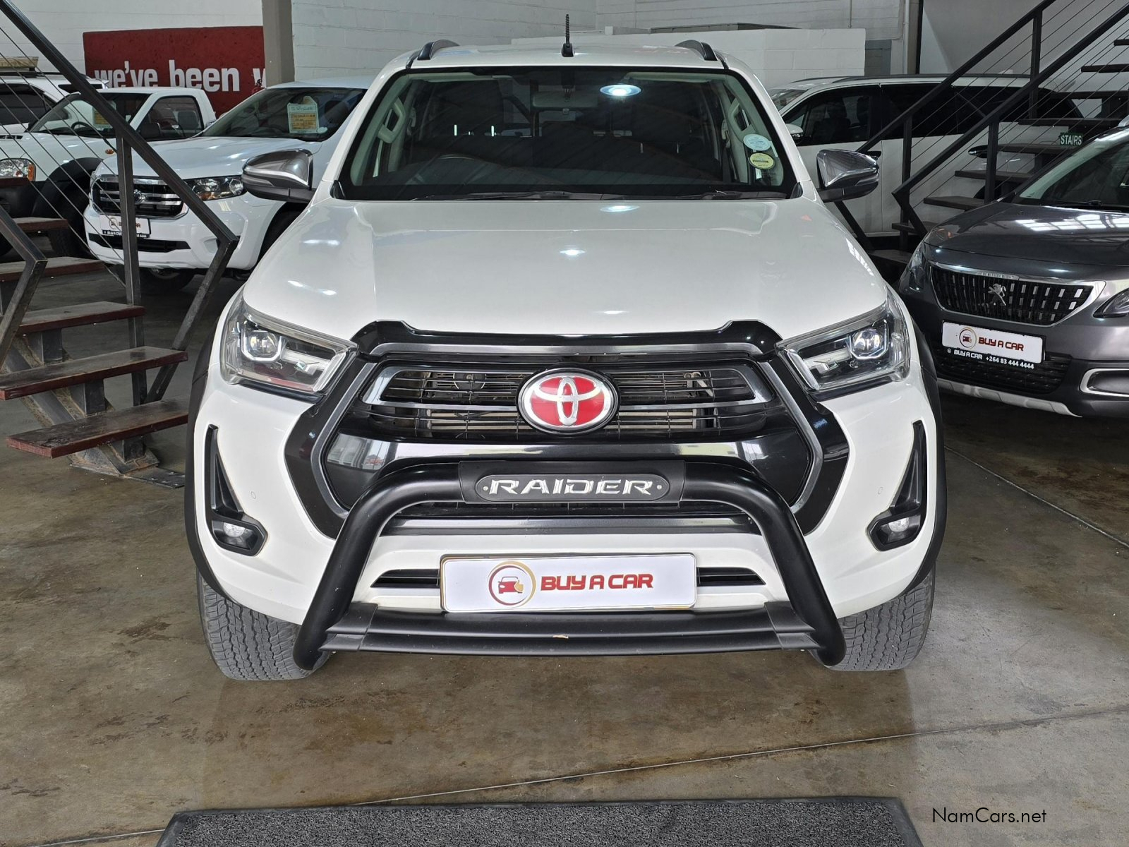 2021 Toyota Hilux photo 2
