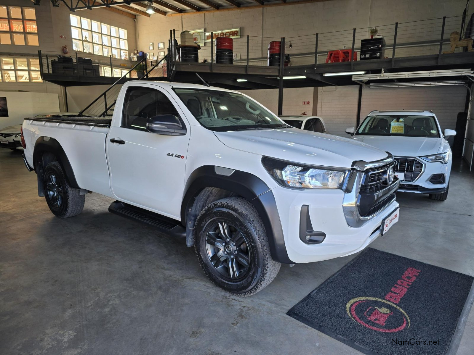 2024 Toyota Hilux photo 1