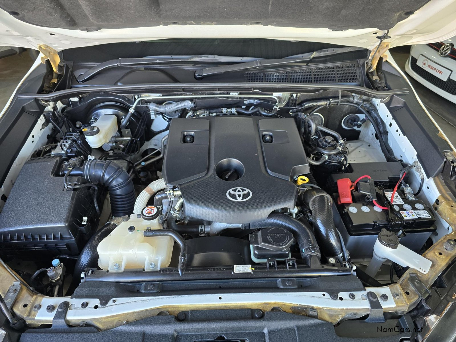 2024 Toyota Hilux photo 9