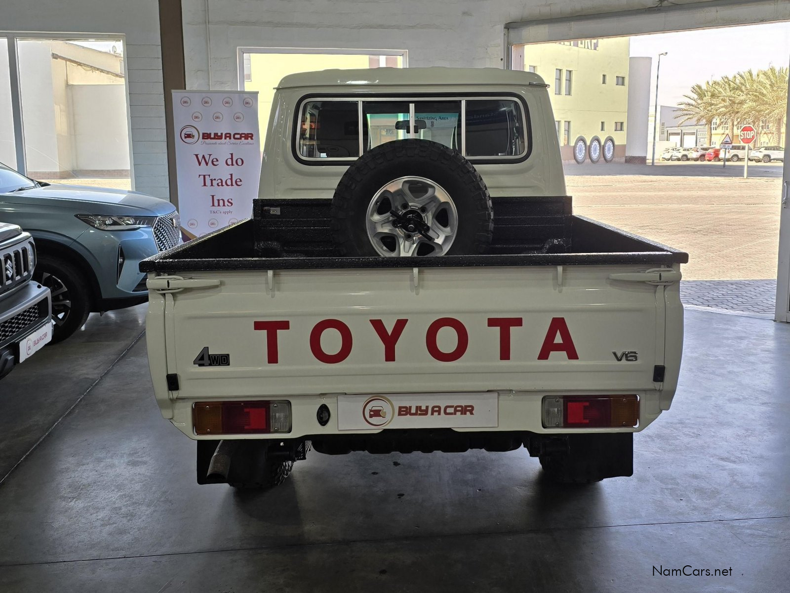 2022 Toyota Land Cruiser photo 5