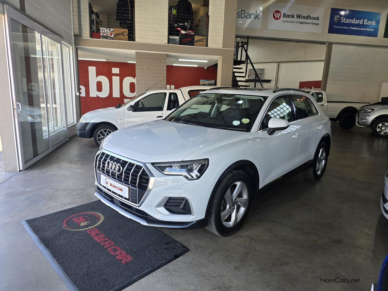 2020 Audi Q3 photo 3
