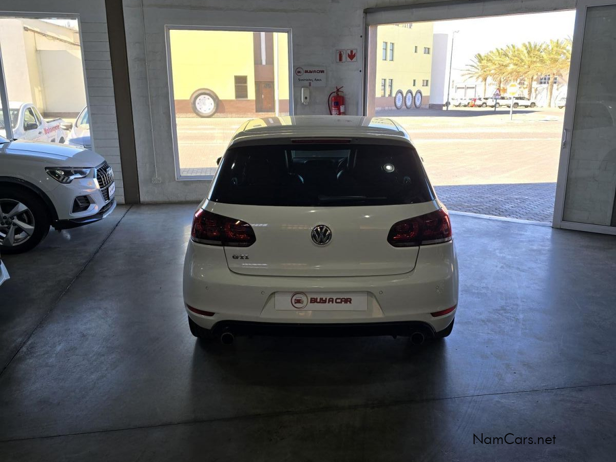 2012 Volkswagen Golf photo 4