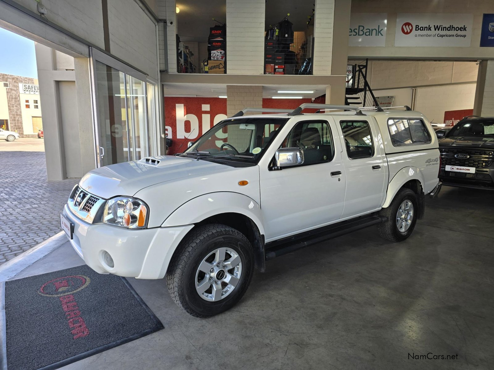 2020 Nissan NP300 photo 3