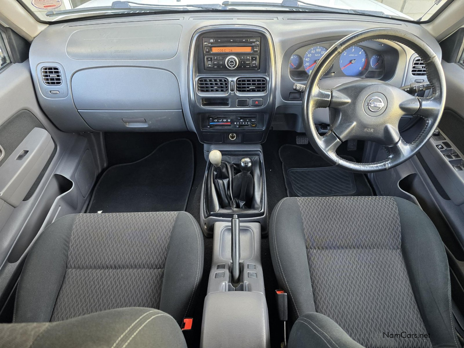 2020 Nissan NP300 photo 7