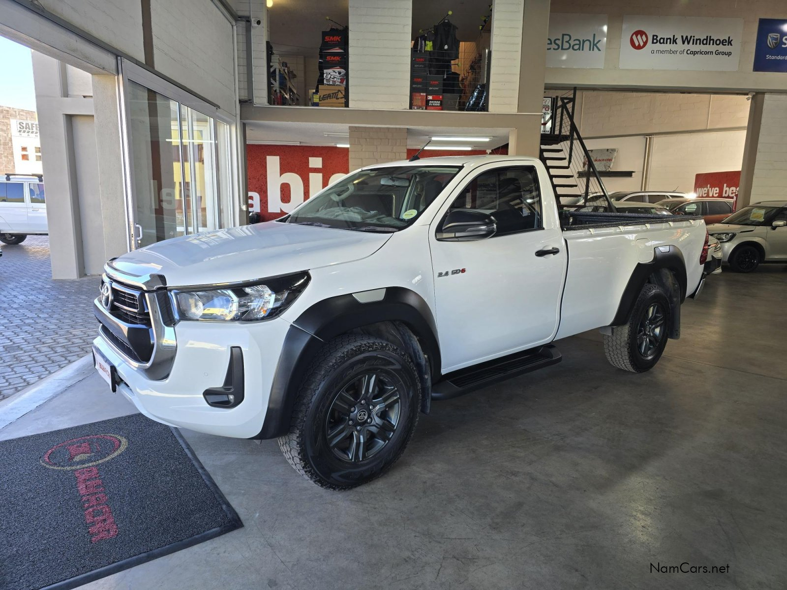2024 Toyota Hilux photo 3