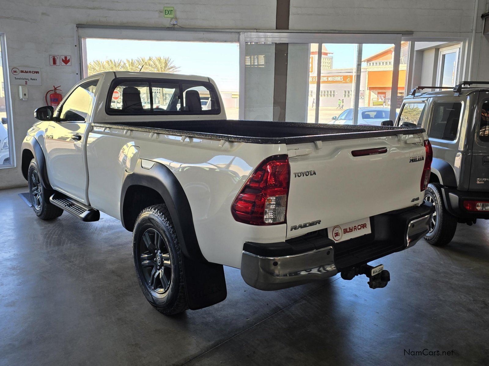 2024 Toyota Hilux photo 4