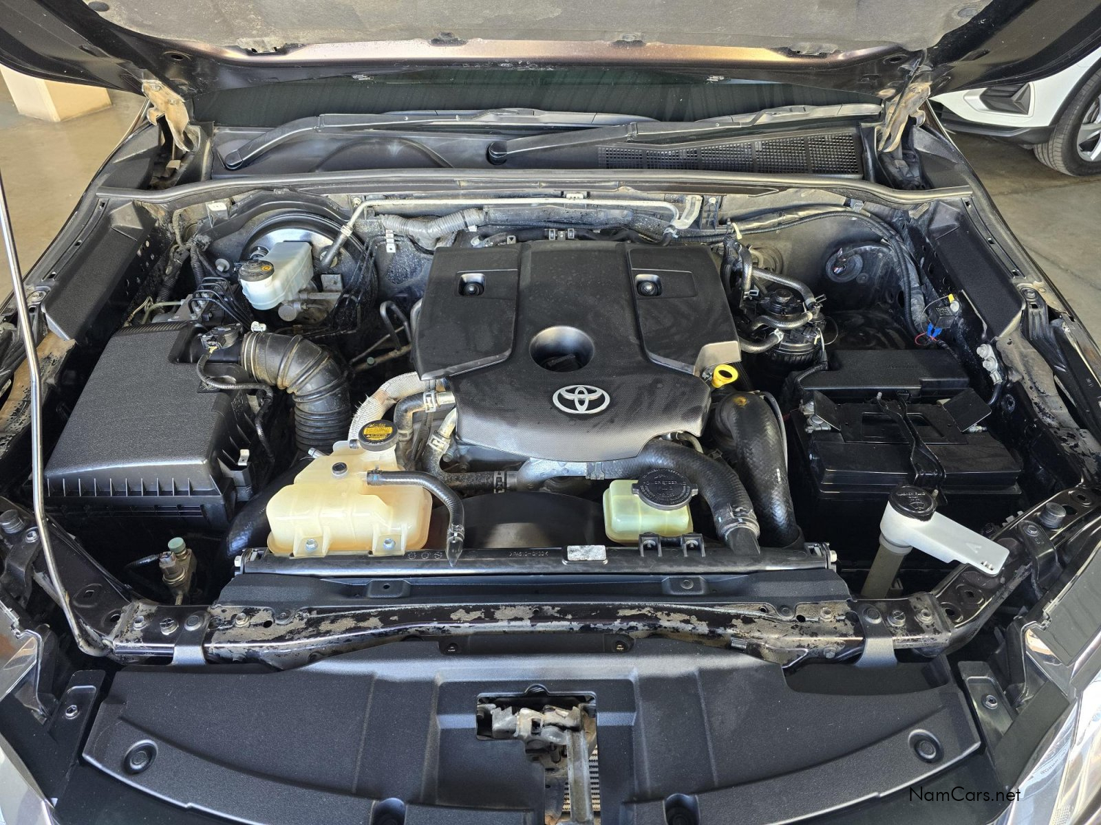 2016 Toyota Fortuner photo 9