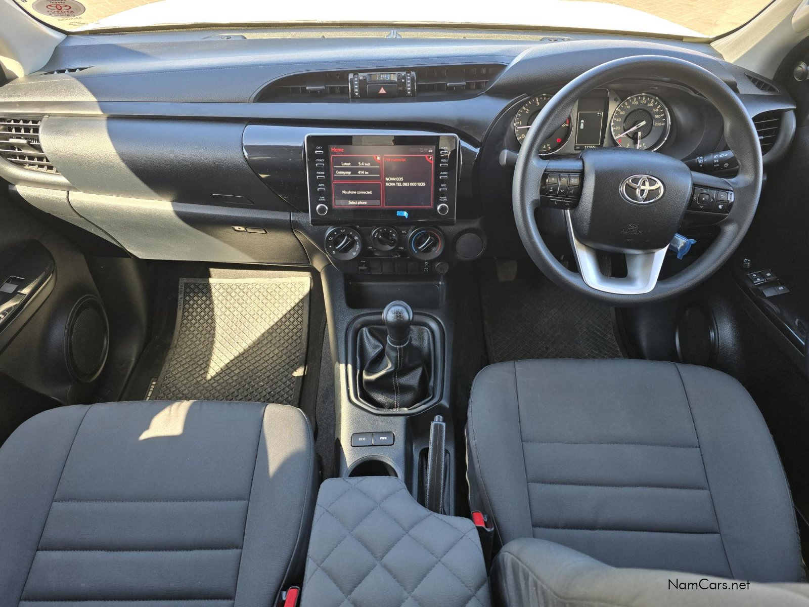 2024 Toyota Hilux photo 7