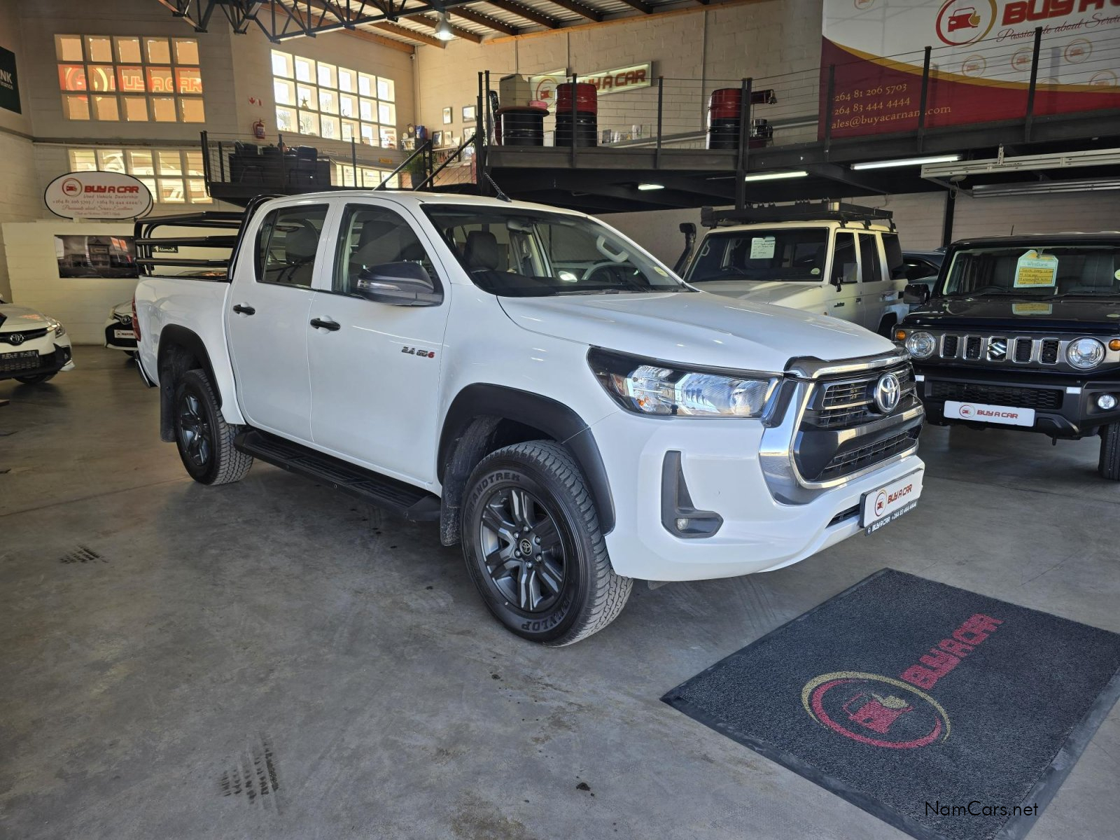 2022 Toyota Hilux photo 1