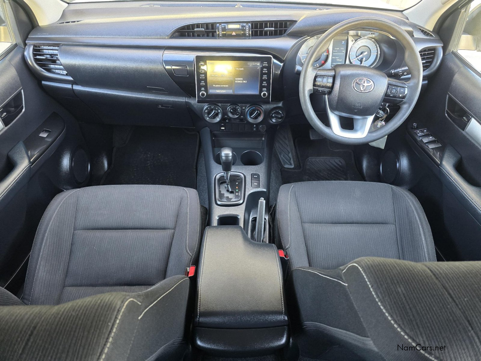 2022 Toyota Hilux photo 7