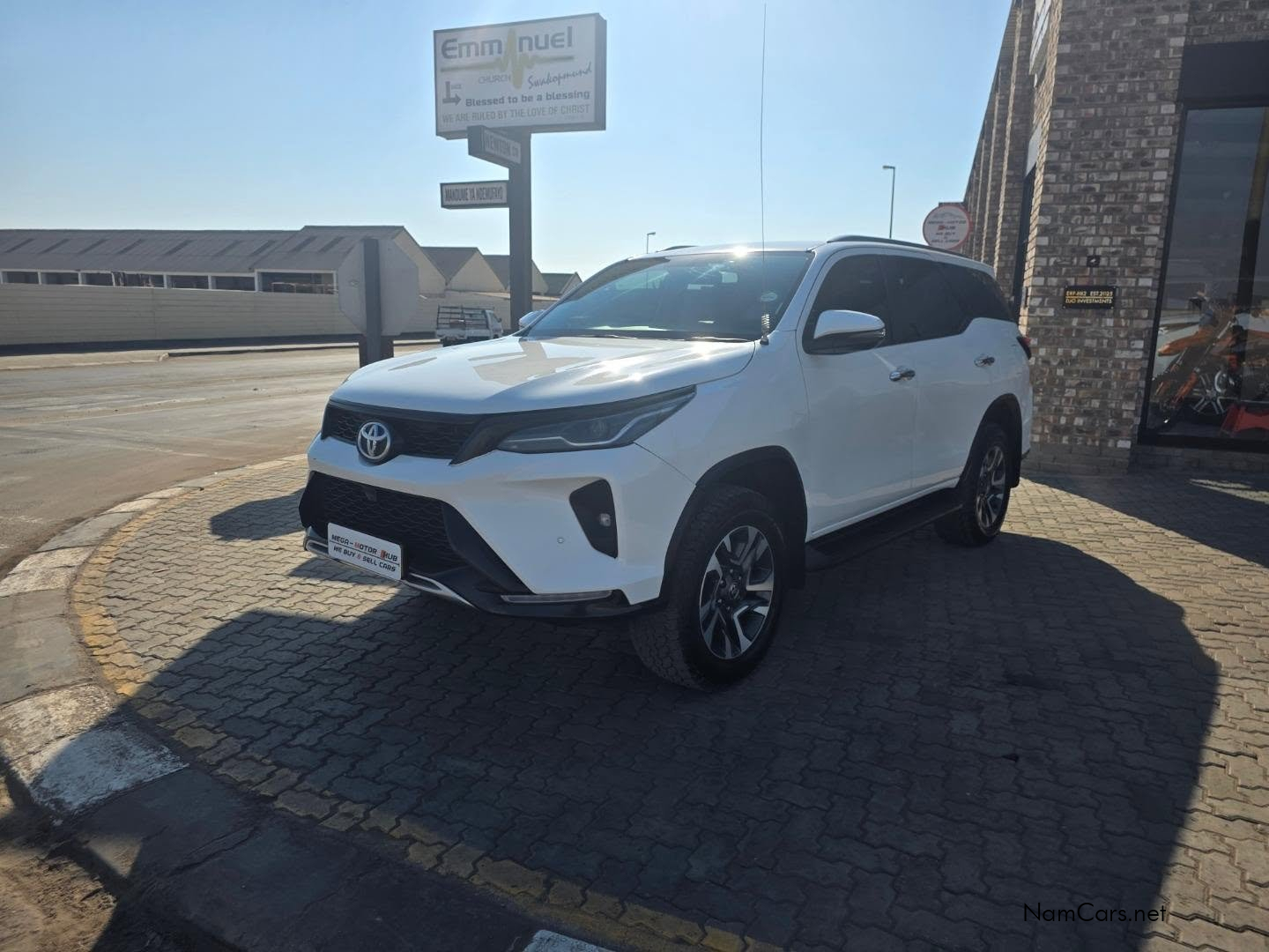 2024 Toyota Fortuner photo 3
