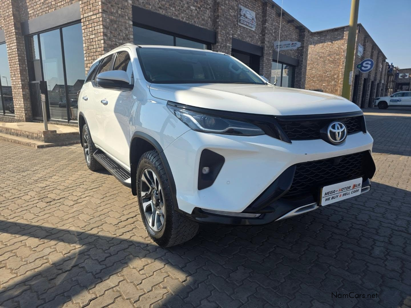 2024 Toyota Fortuner photo 5