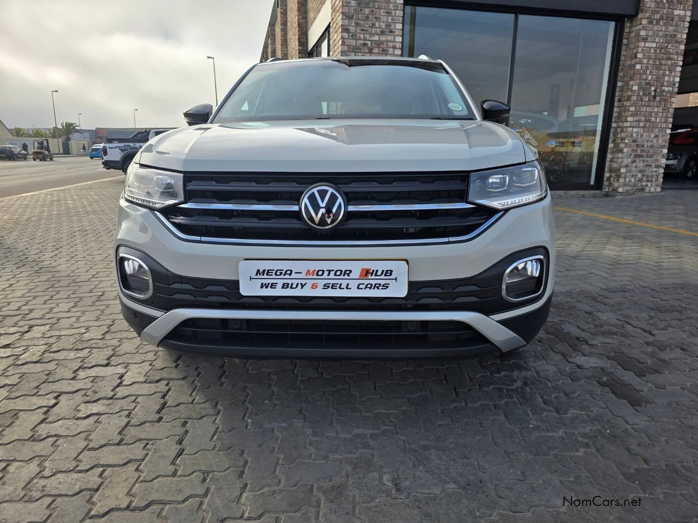 2022 Volkswagen T-Cross photo 2