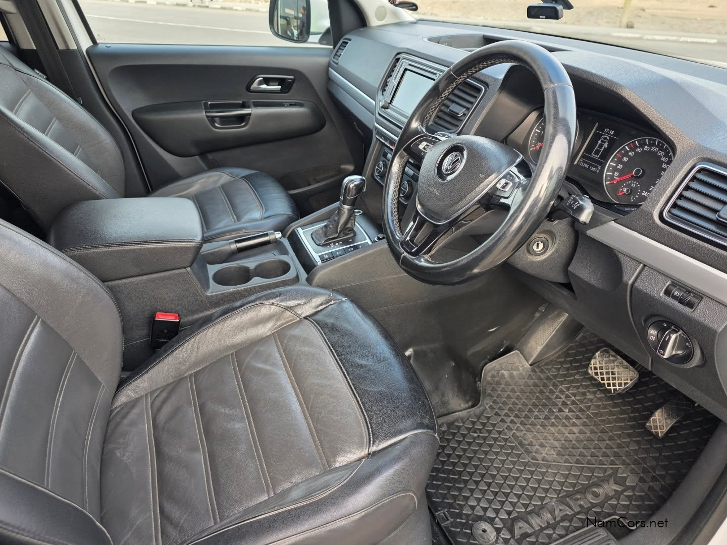2018 Volkswagen Amarok photo 11