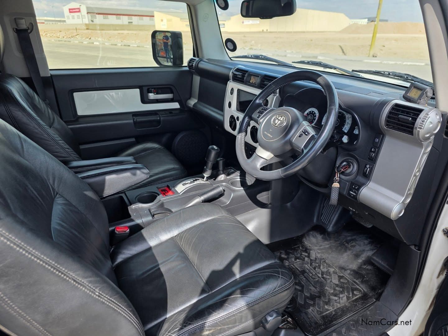 2014 Toyota FJ Cruiser photo 11