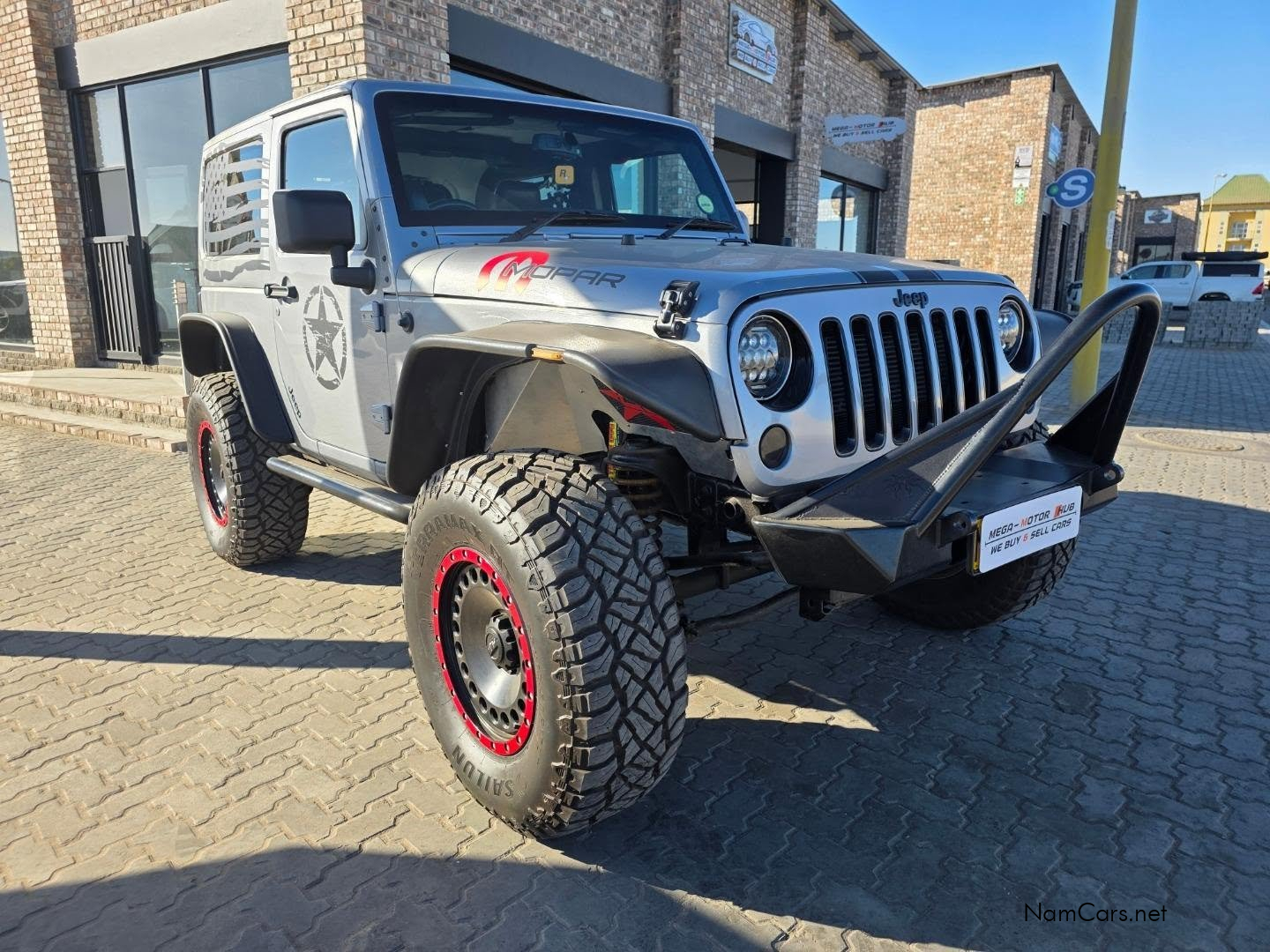 2014 Jeep Wrangler Sahara photo 5