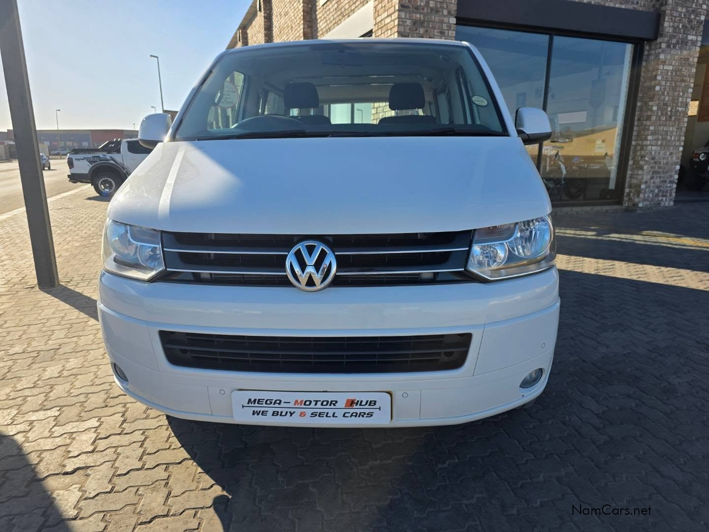 2014 Volkswagen T5 photo 2