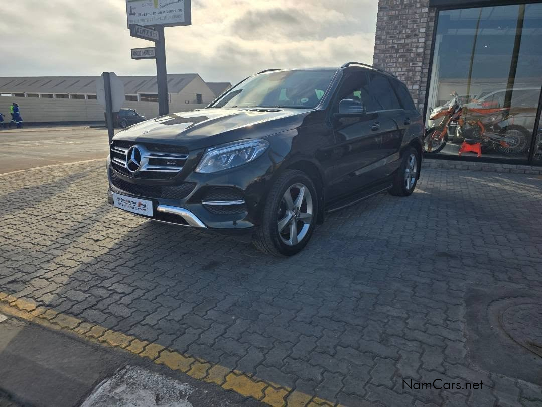 2017 Mercedes-Benz GLE photo 3