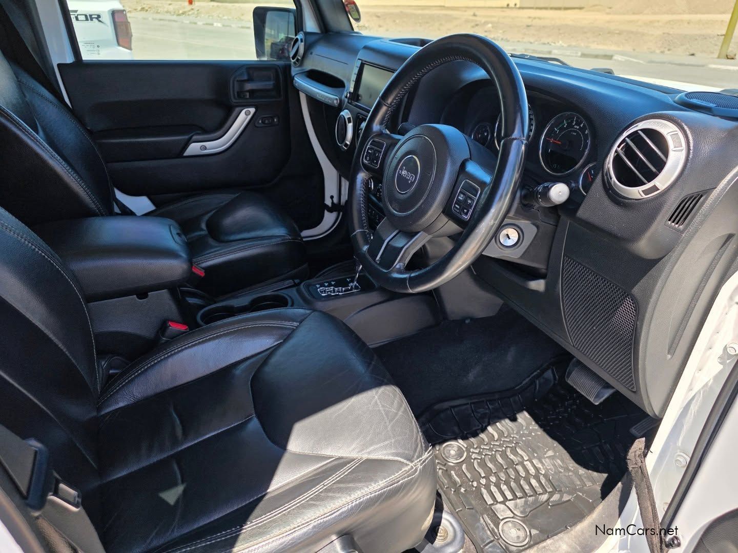 2015 Jeep Wrangler photo 11
