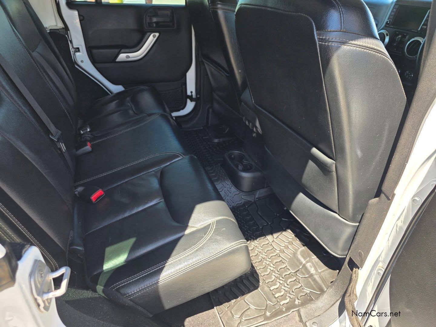 2015 Jeep Wrangler photo 12