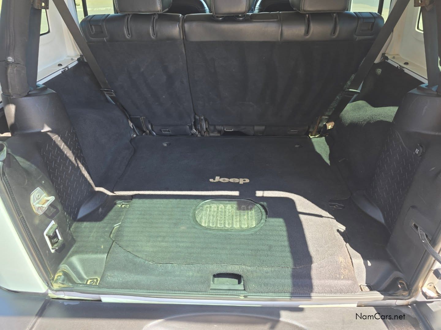 2015 Jeep Wrangler photo 13
