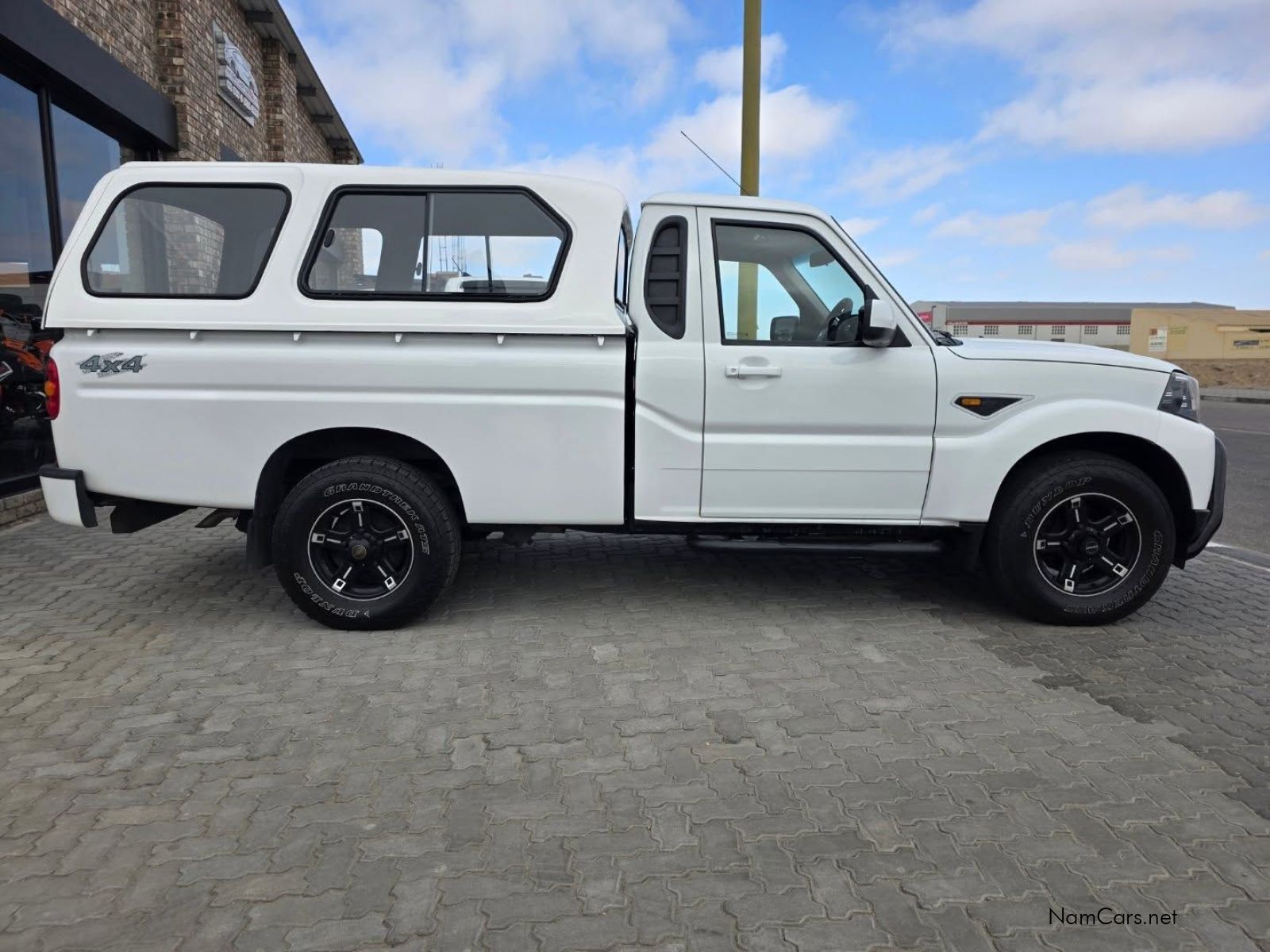 2019 Mahindra PIK UP photo 5
