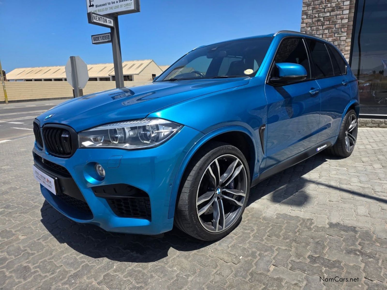 2016 BMW X5 M photo 3