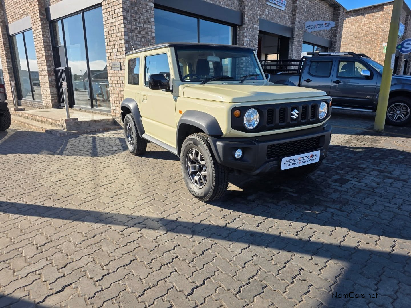 2022 Suzuki Jimny photo 1