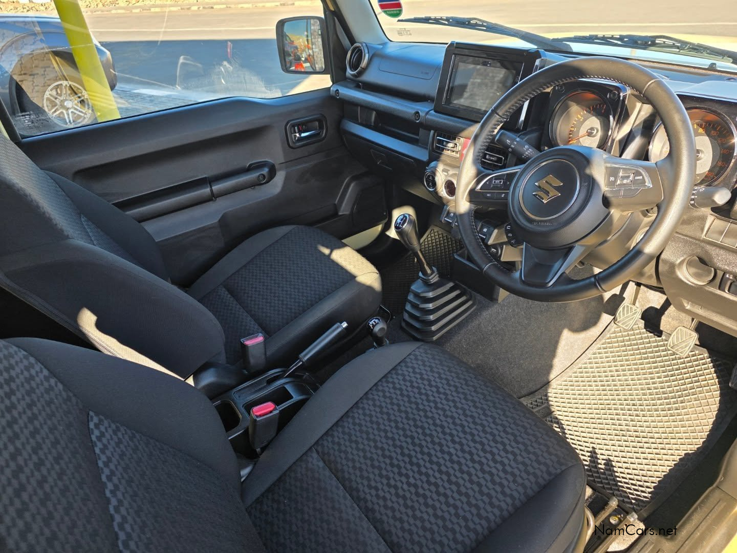 2022 Suzuki Jimny photo 13