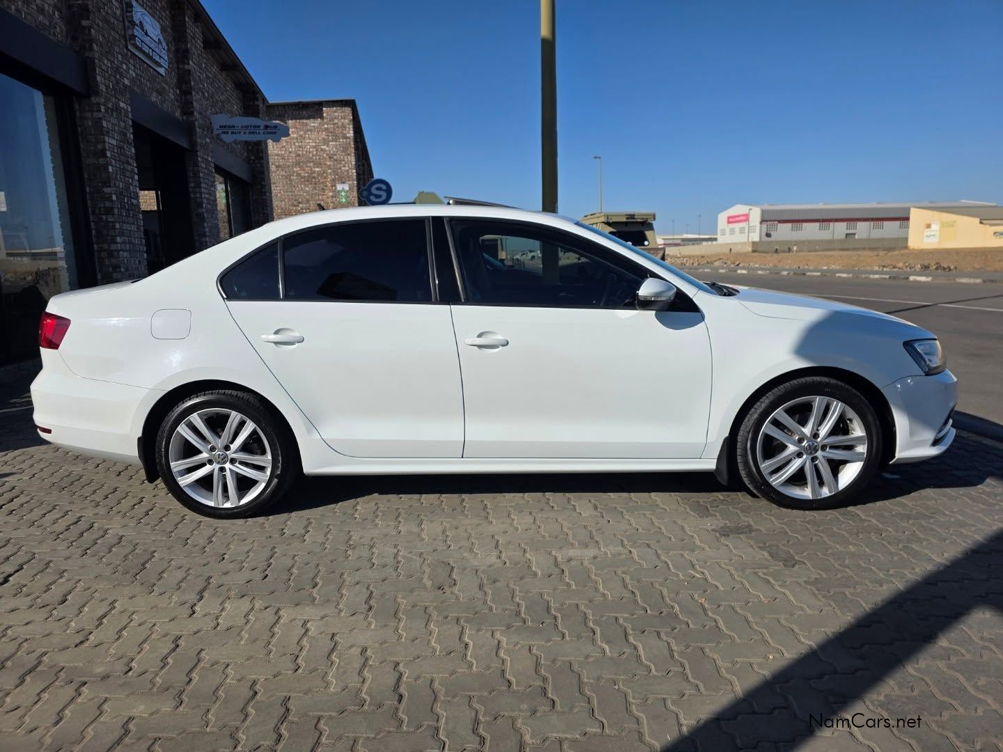 2017 Volkswagen Jetta photo 5