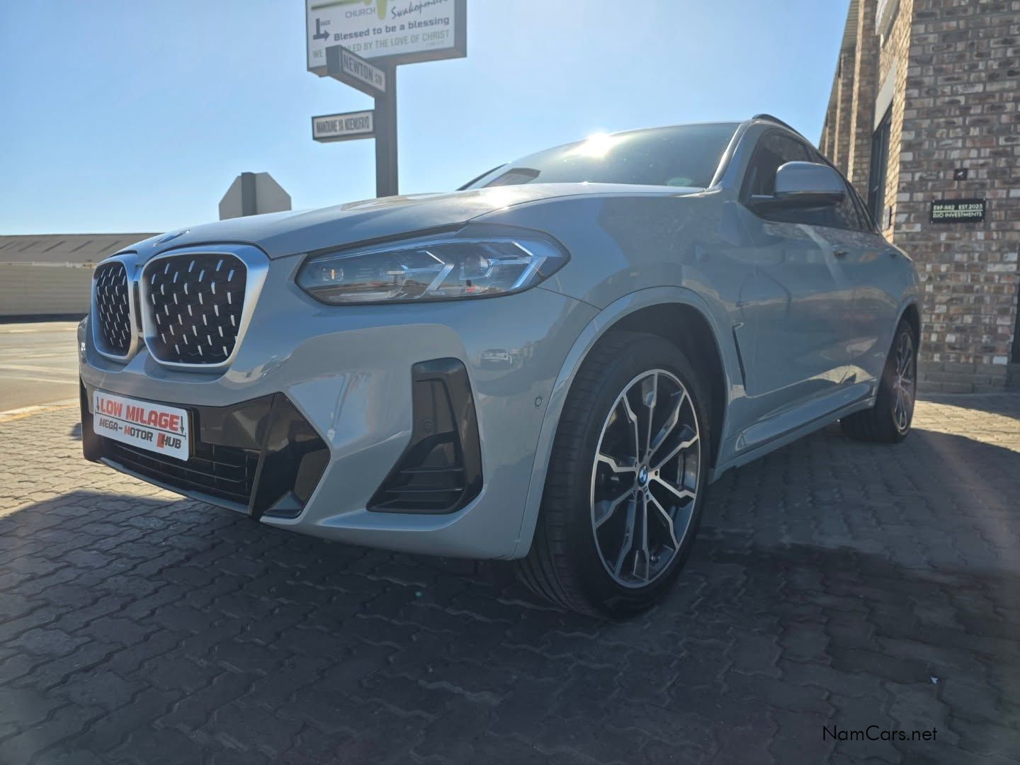2022 BMW X4 photo 3
