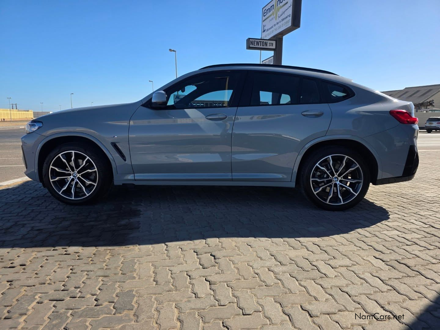 2022 BMW X4 photo 7