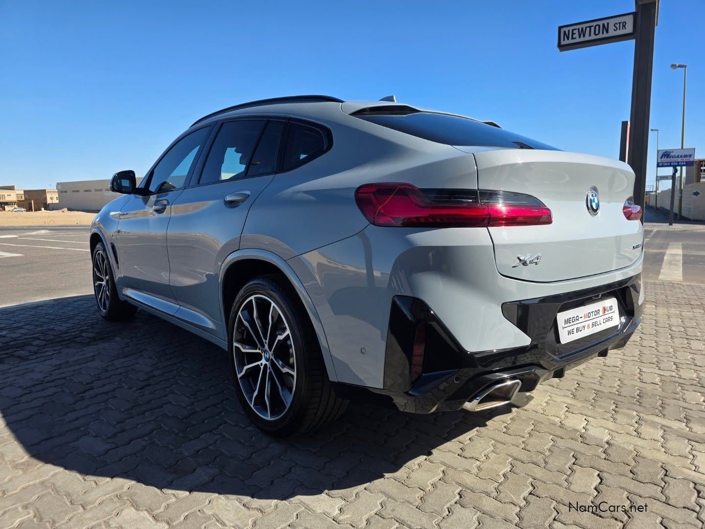 2022 BMW X4 photo 8