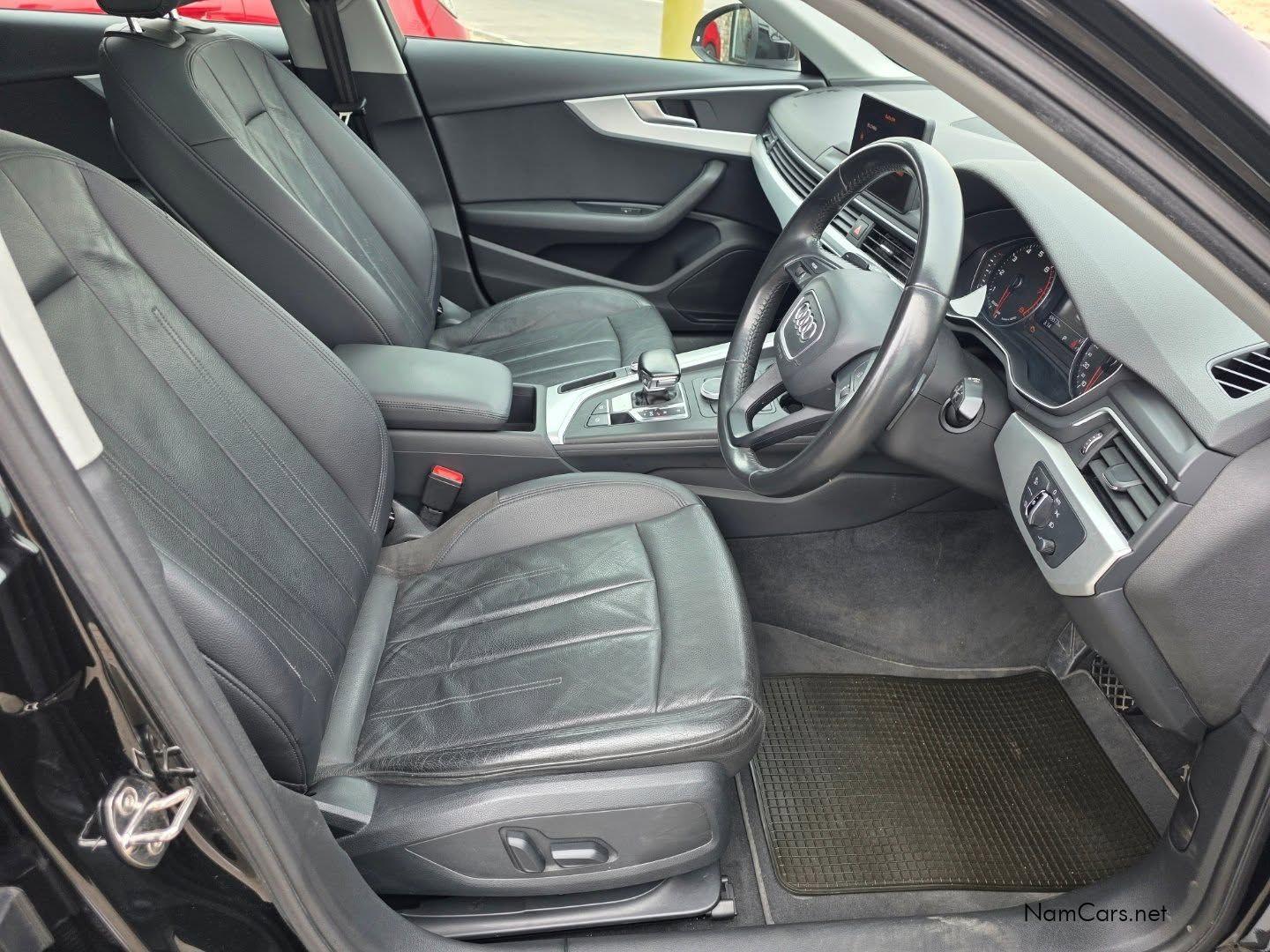 2017 Audi A4 photo 12