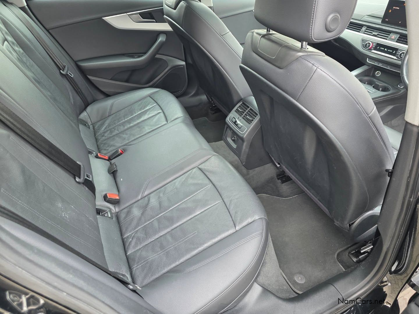2017 Audi A4 photo 13
