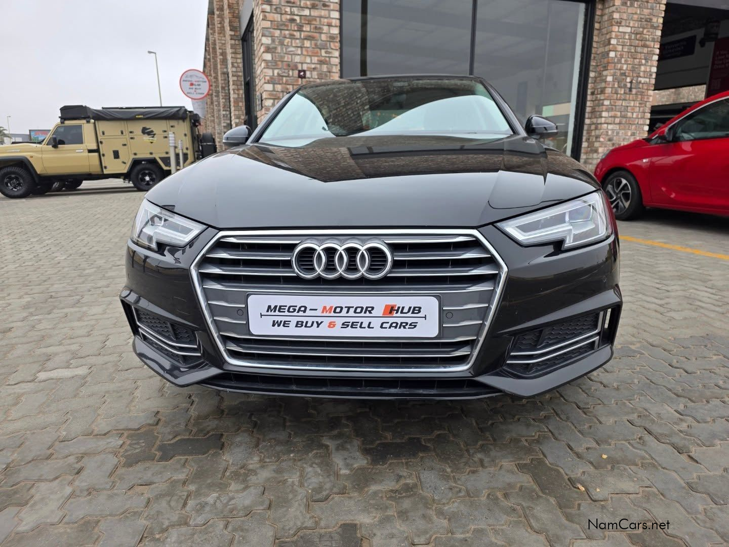 2017 Audi A4 photo 2