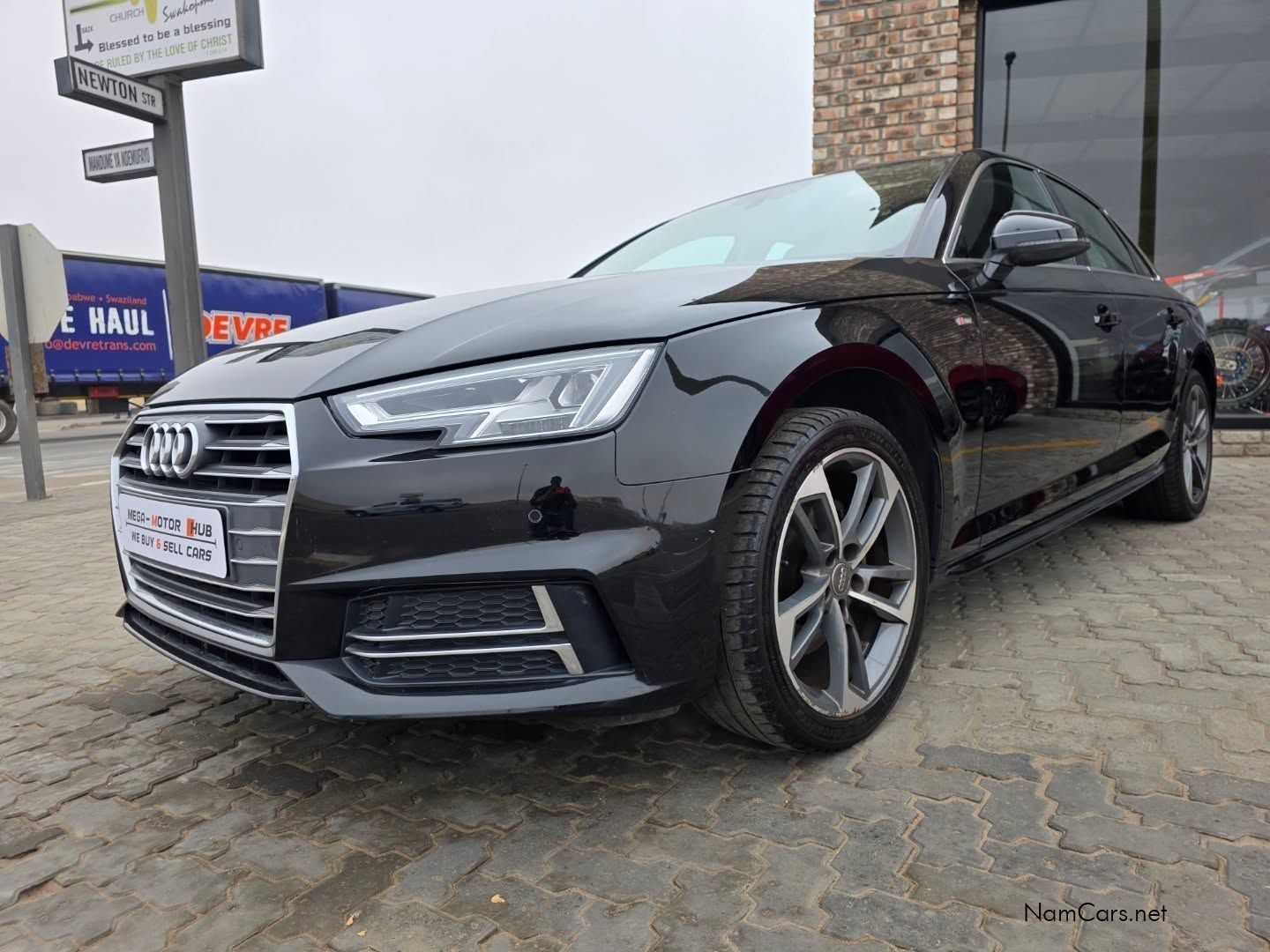 2017 Audi A4 photo 3