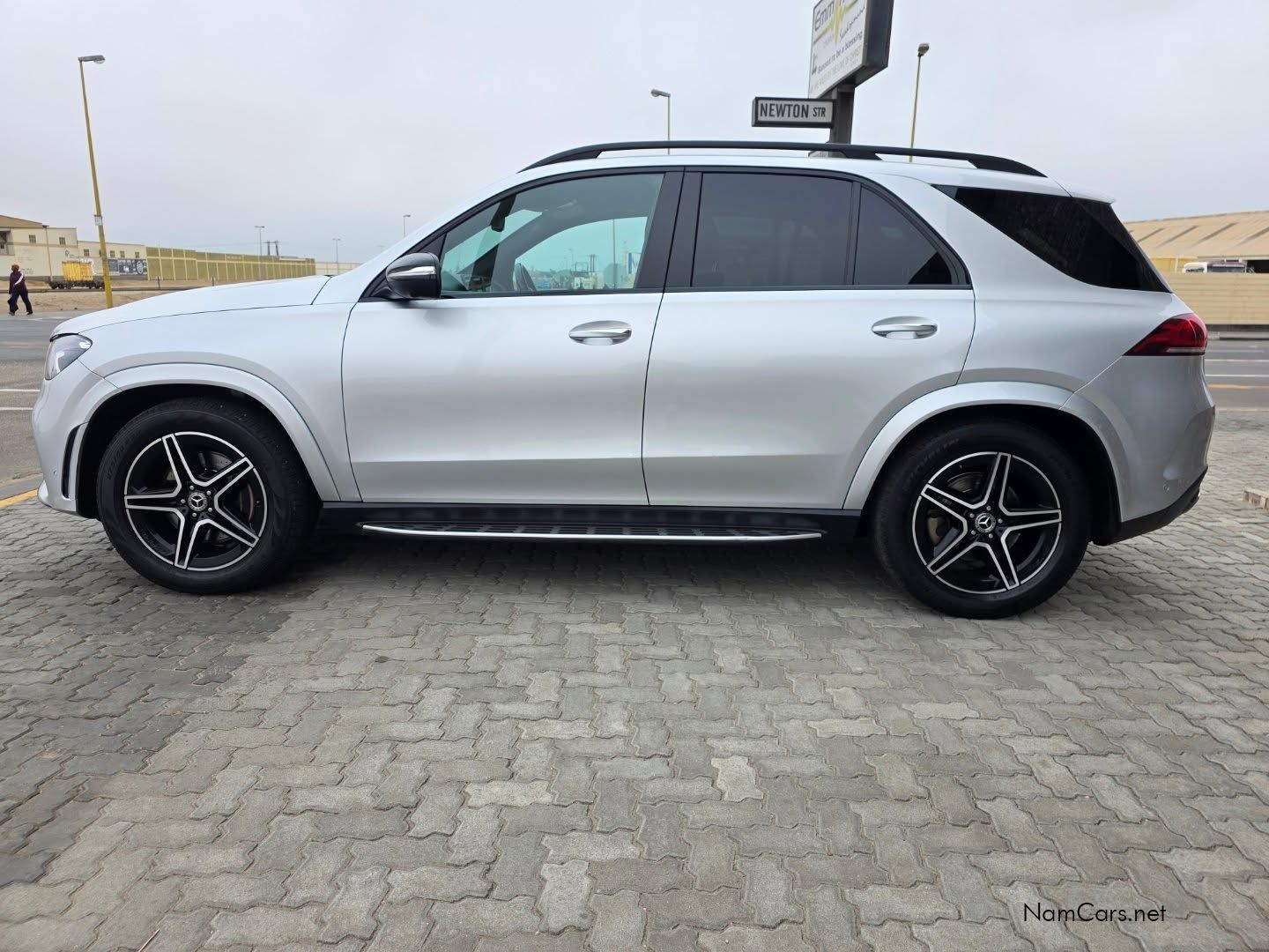 2020 Mercedes-Benz GLE photo 6