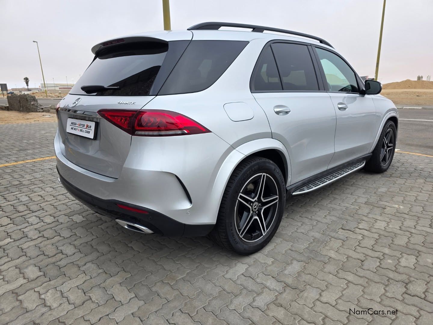 2020 Mercedes-Benz GLE photo 9