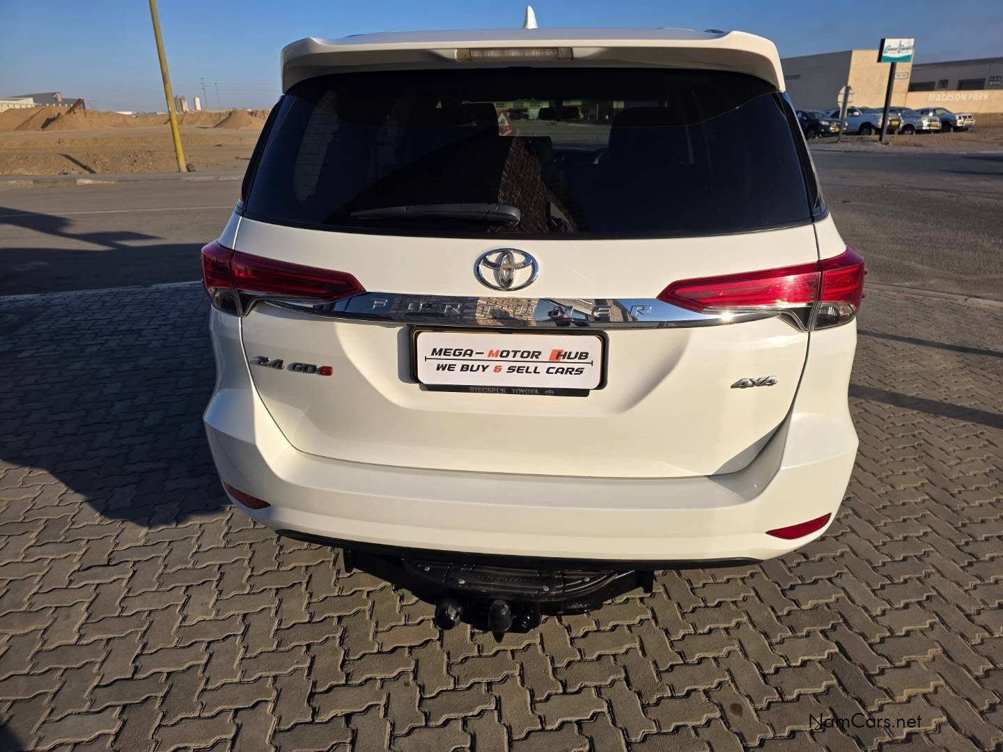 2018 Toyota Fortuner photo 9