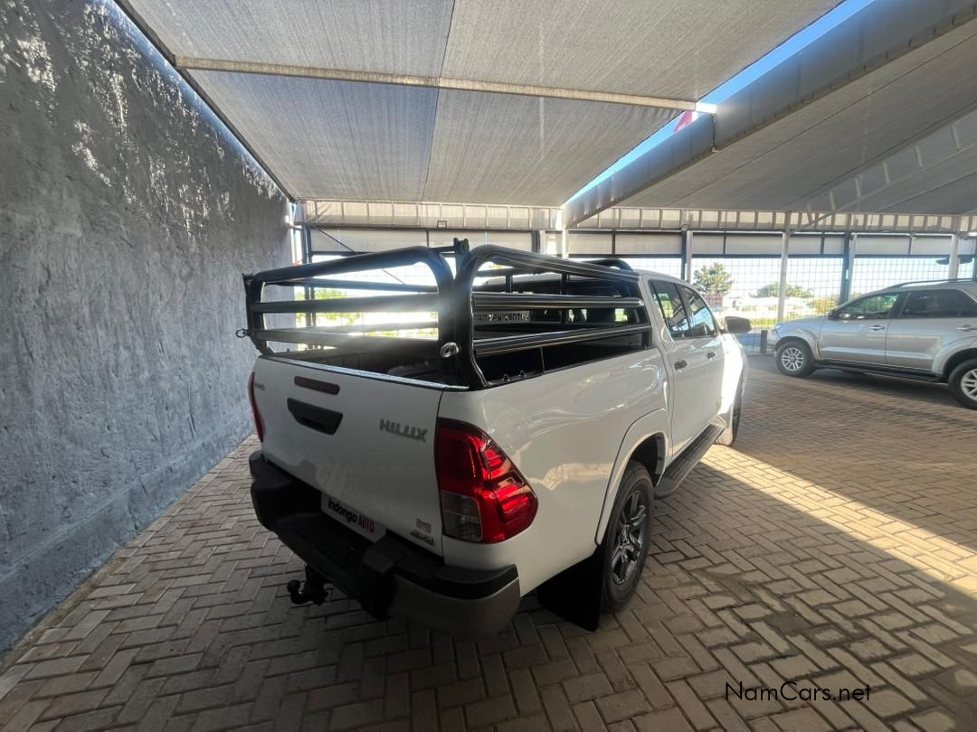 2018 Toyota Hilux photo 2