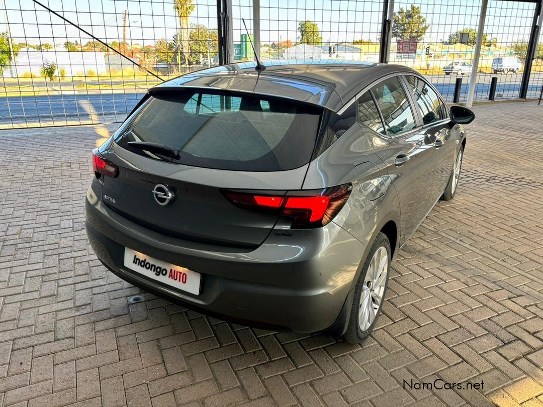 2020 Opel Astra photo 4