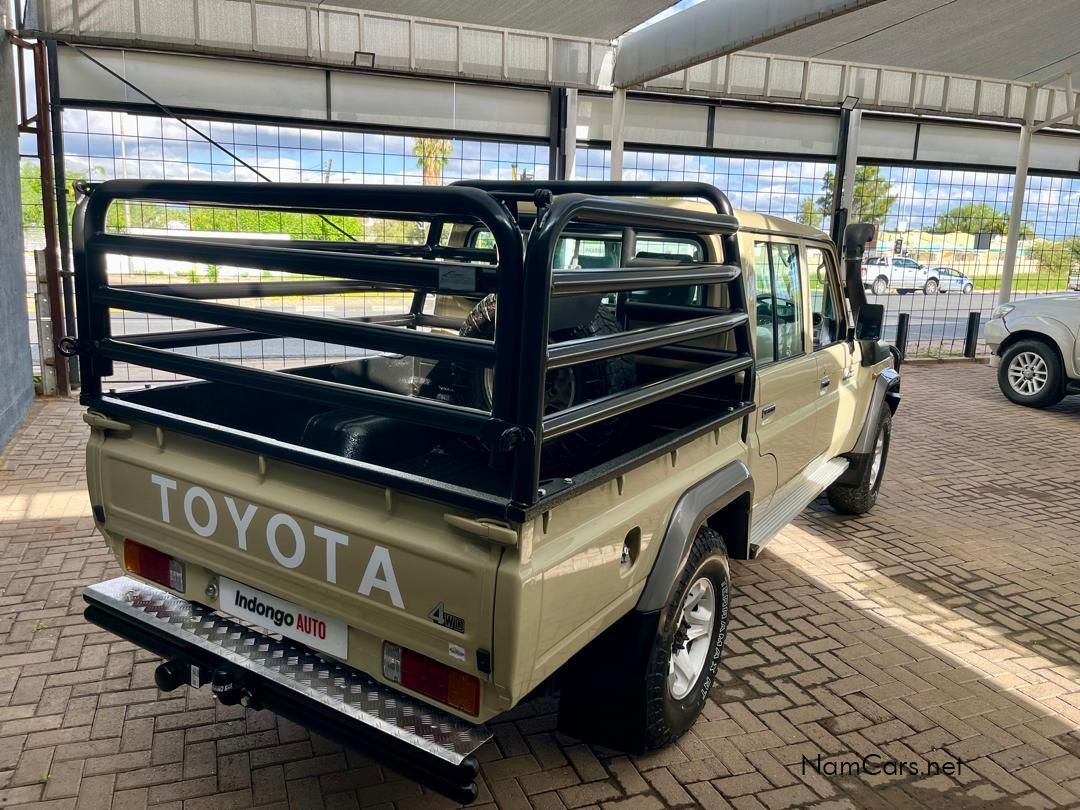 2022 Toyota Land Cruiser photo 3