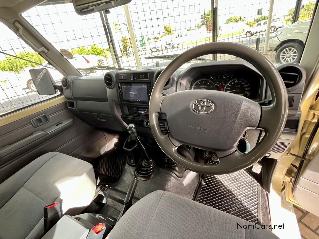 2022 Toyota Land Cruiser photo 4